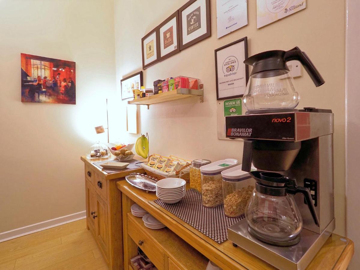 Browns Bed And Breakfast เอดินบะระ ภายนอก รูปภาพ